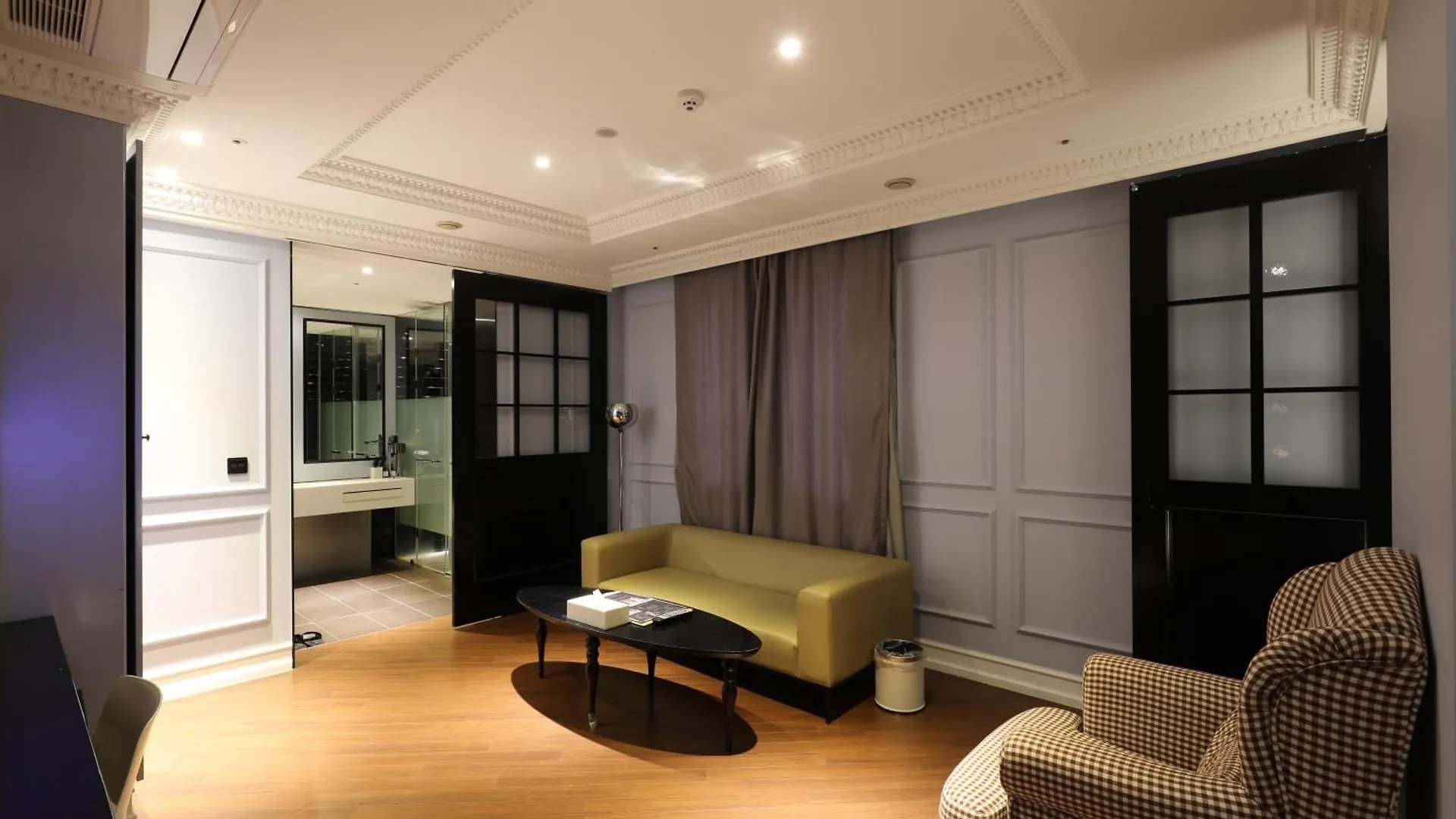 **  Hotel The Designers Incheon Korsel