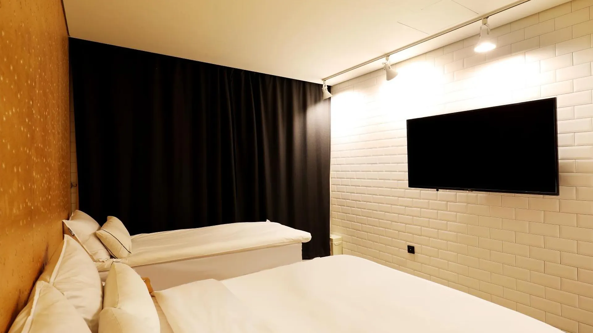 **  Hotel The Designers Incheon Korsel