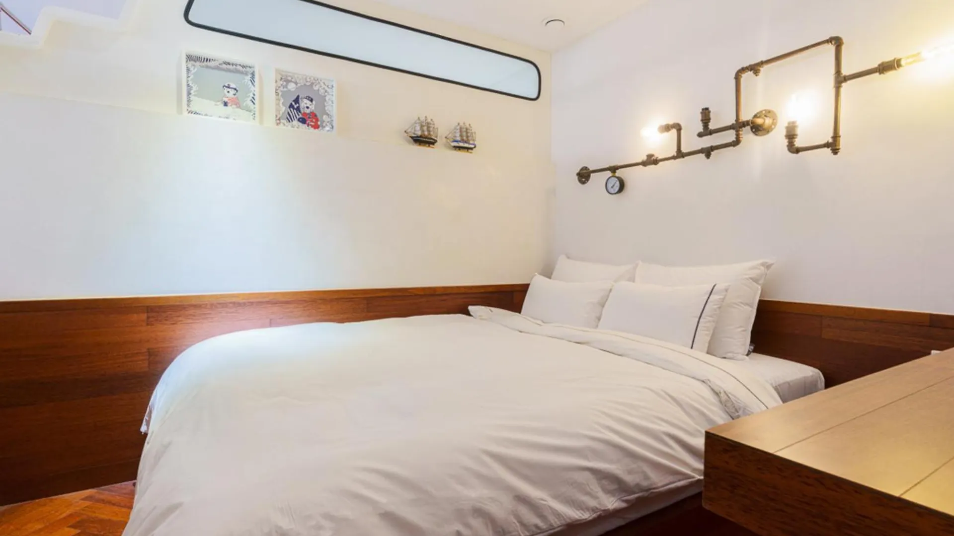 Hotel The Designers Incheon 2*,
