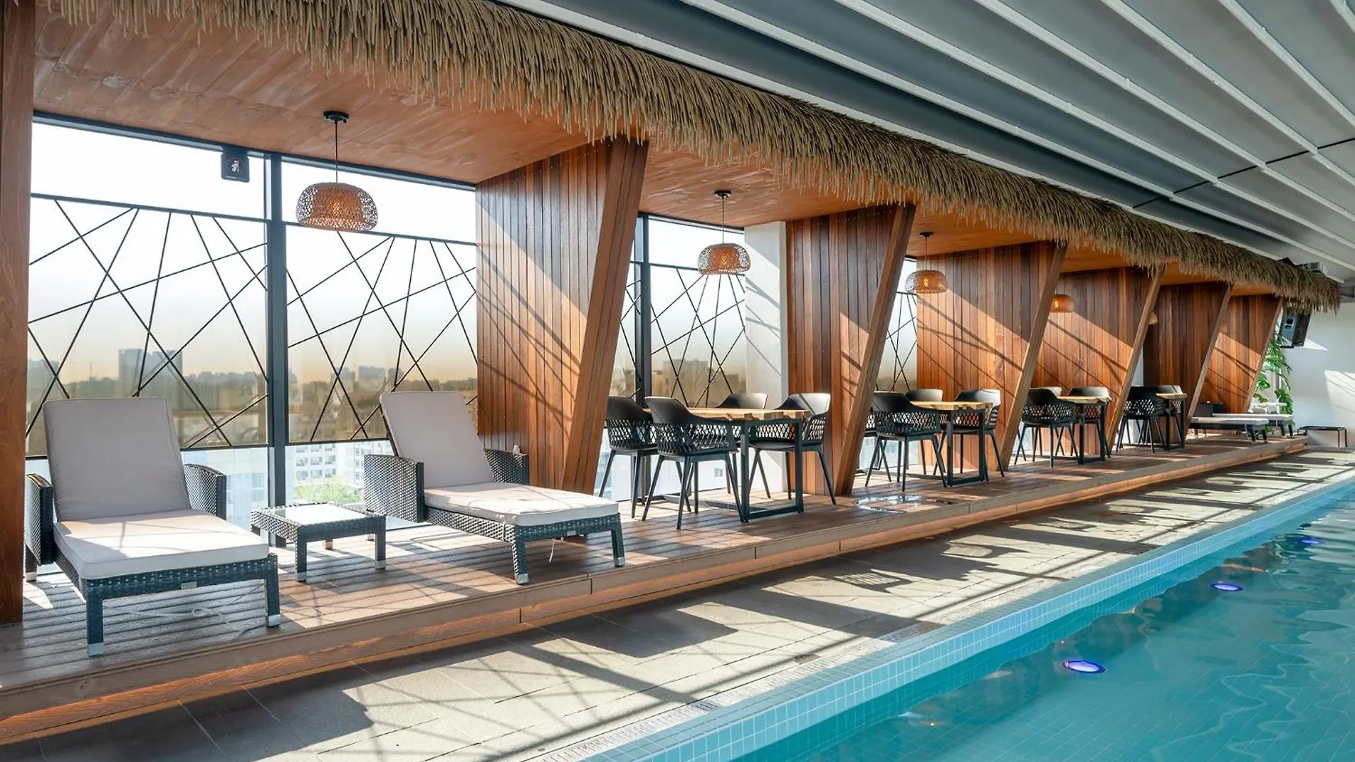 Hotel The Designers Incheon 2*,