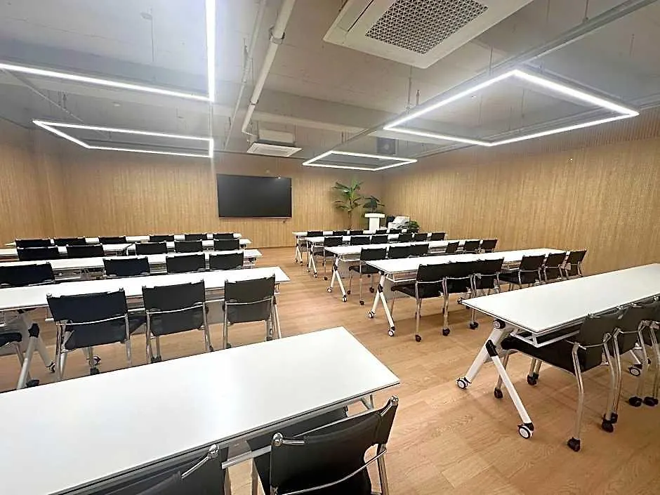 Hotel The Designers Incheon 2*,  Korsel