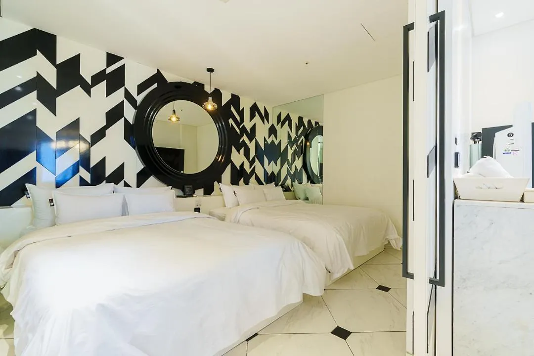 Hotel The Designers Incheon 2*,  Zuid-Korea