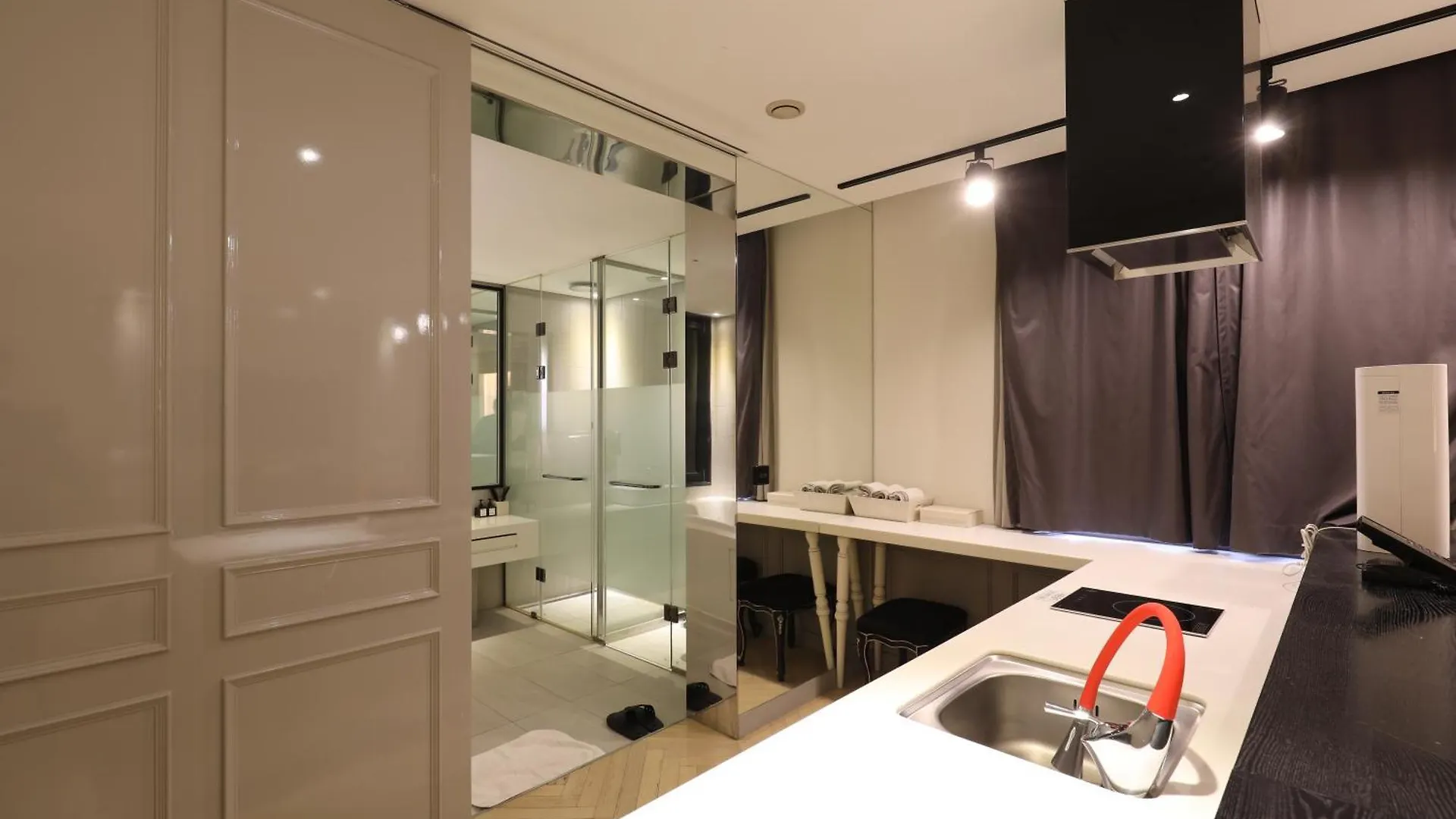 Hotel The Designers Incheon